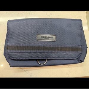 New Giorgio Armani Men's Navy Toiletry Dopp bag